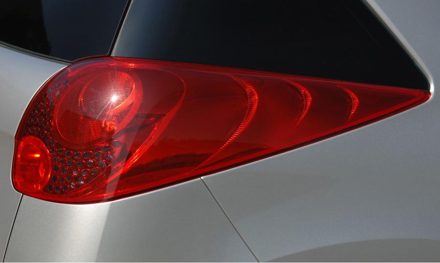  Peugeot 207 SW 2008 года  (фото 28 из 71)